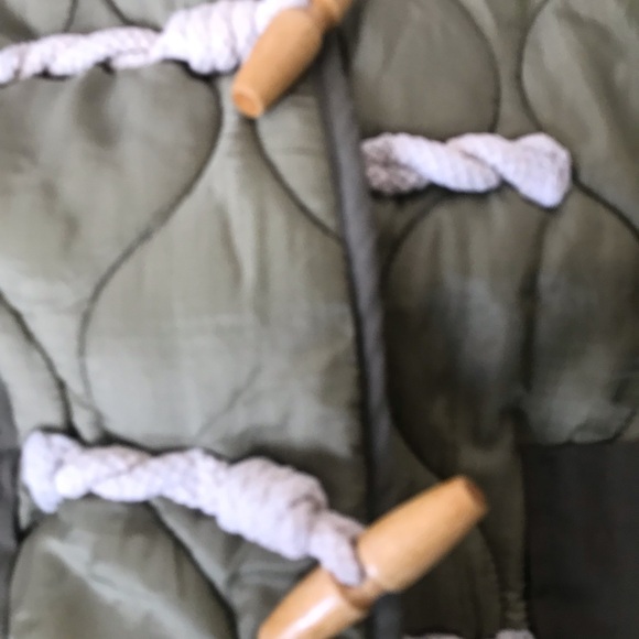 Light weight jacket from anthropology - Picture 2 of 4